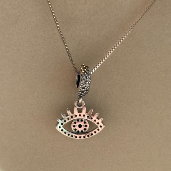 925 Sterling Silver CZ Hamsa Evil All Seeing Eye Blue Pendant Chain 20 Inches - Picture 8 of 9